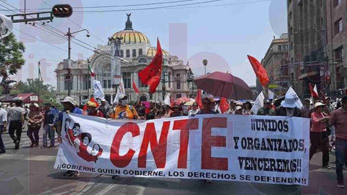 Secciones de la CNTE siguen en la espera de la fecha para reunirse con presidentes de México