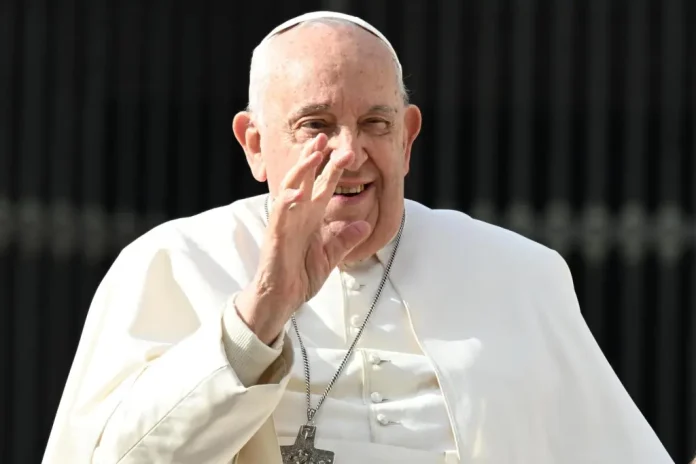 El papa pide a la Iglesia de EU no ceder a narrativas discriminatorias