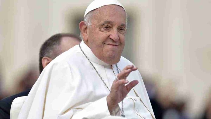 Papa Francisco sufrió dos episodios de insuficiencia respiratoria aguda