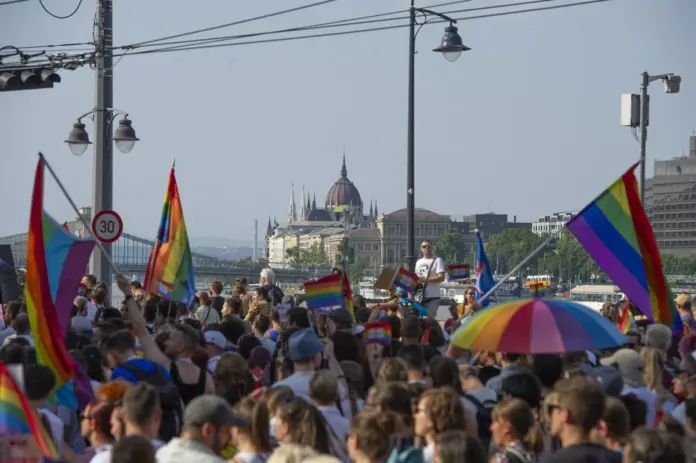 Hungría prohíbe celebración del “Día del Orgullo”