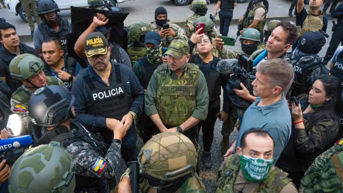 Ecuador trae a creador de Blackwater para fortalecer seguridad
