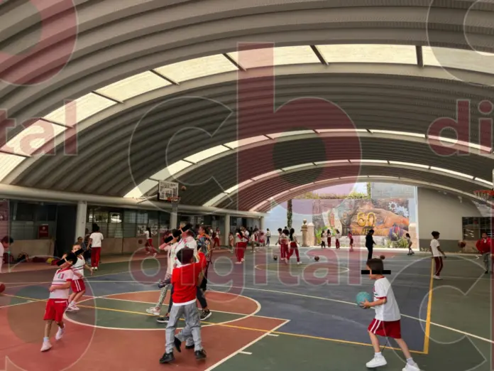 Escuelas de Morelia permanecieron con actividades este viernes, a pesar del “megapuente”