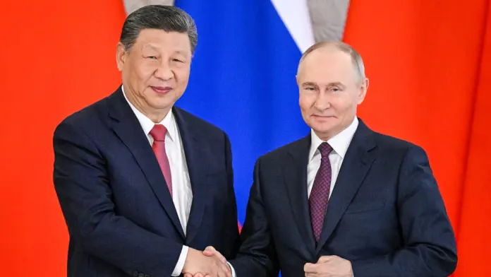 Putin afirma que se alcanzó la mayor relación con China en la historia