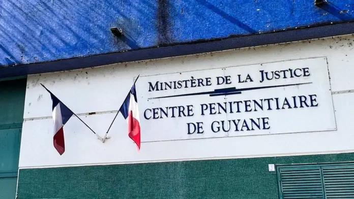 Francia quiere enviar a reos a una cárcel de Sudamérica