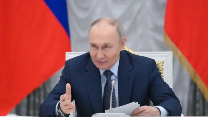 Putin dice que no se considera un “ciborg”