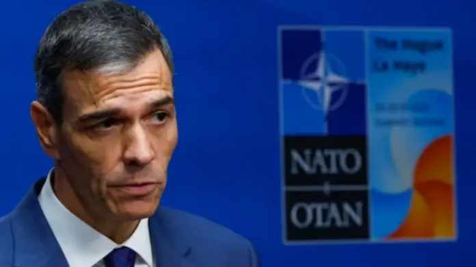 Tensión política en España por la OTAN