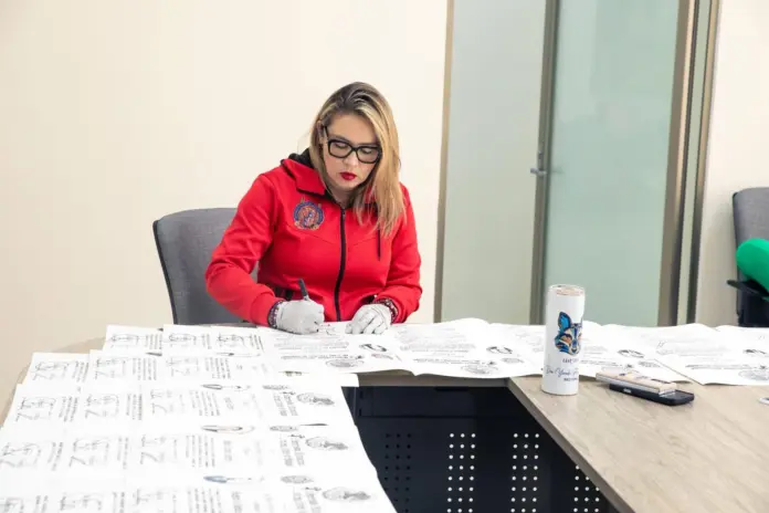 Rectora Yarabí Ávila González