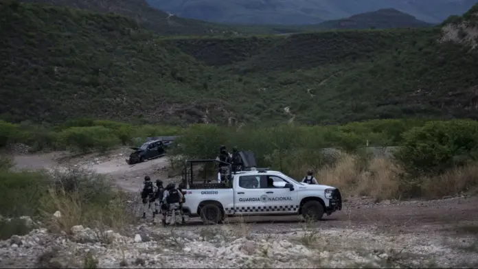 Localizan 6 cuerpos en predio de Ojuelos, Jalisco; presentaban signos de violencia
