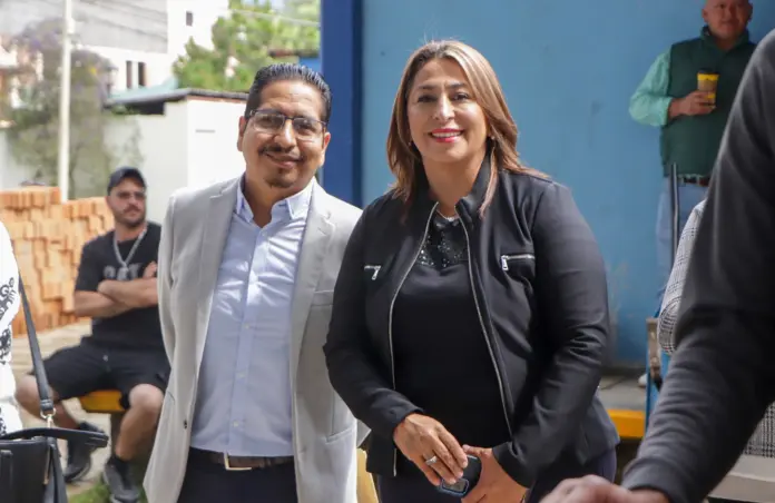 Alma Mireya González llama a la juventud a seguir estudiando