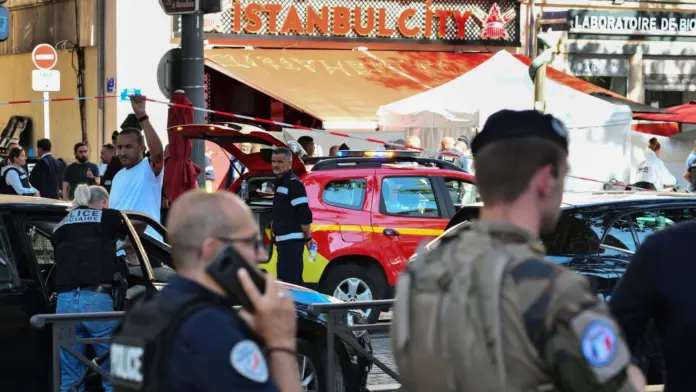 Policía mata a tiros a presunto agresor tras apuñalar a varias personas en Francia