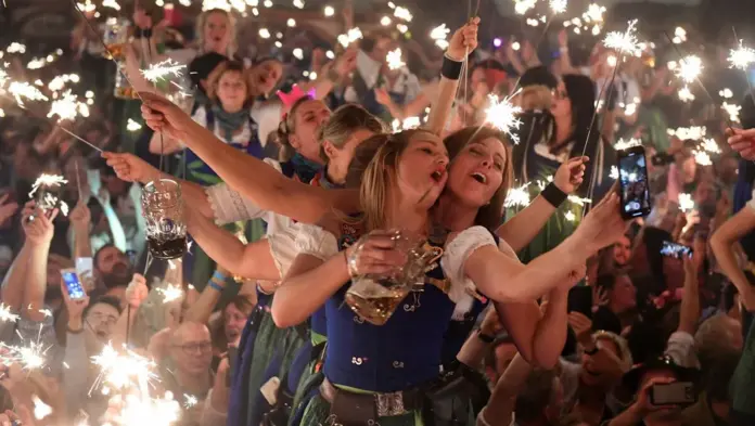Interrumpen el Oktoberfest por explosión en las cercanías en Múnich