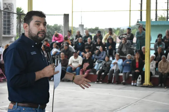Octavio Ocampo toma protesta al nuevo Comité Ejecutivo Municipal del PRD en Villa Jiménez