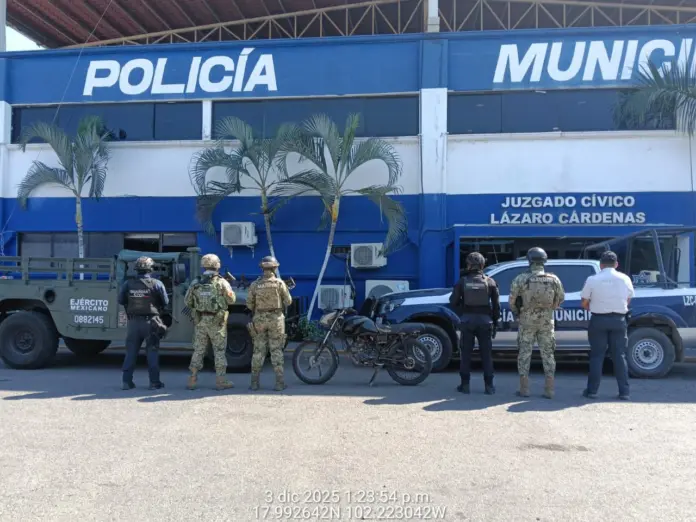 Marina asegura cámaras 