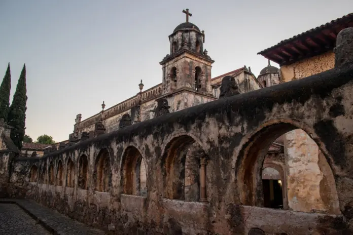 La Secretaría de Turismo de Michoacán (Sectur), a través de su titular Roberto Monroy García, informó sobre la realización del concierto de campanas