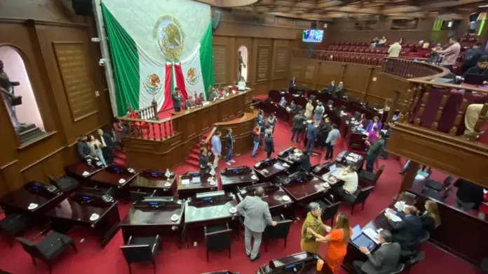 Aprueban legisladores iniciativa del 