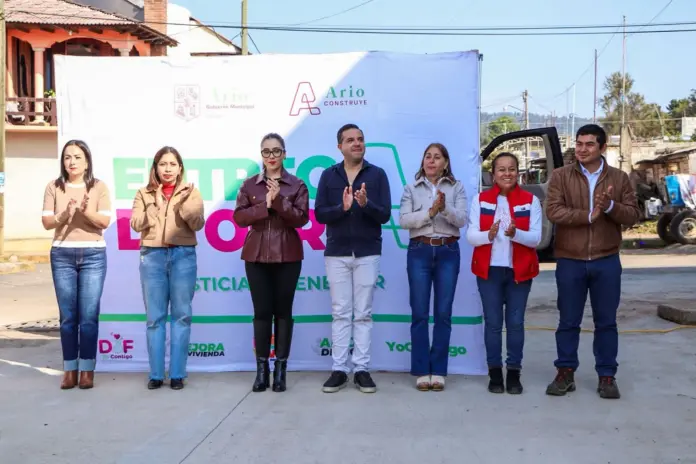 Inaugura Yohana Mendoza nueva obra de pavimentación integral en Ario