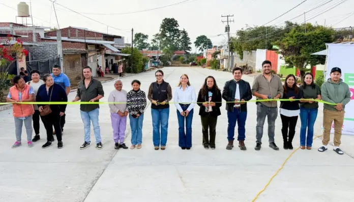 GOBIERNO DE ARIO INAUGURA PAVIMENTACIÓN INTEGRAL DE LA CALLE BENIGNO SERRATO, EN LA CABECERA MUNICIPAL.