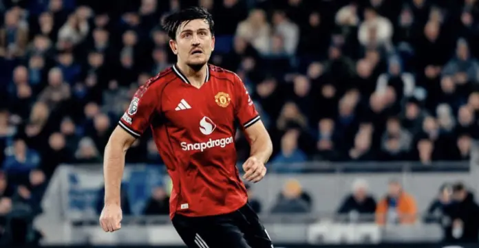 Harry Maguire recibió una sentencia de 15 meses por agresión