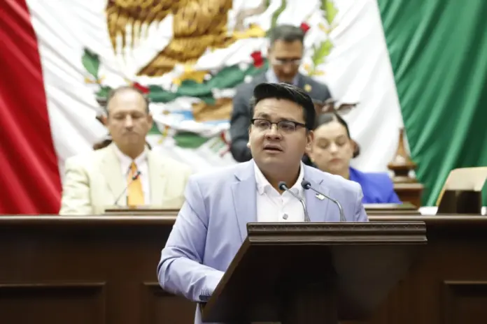 Basta de esperar las crisis para actuar: Toño Carreño