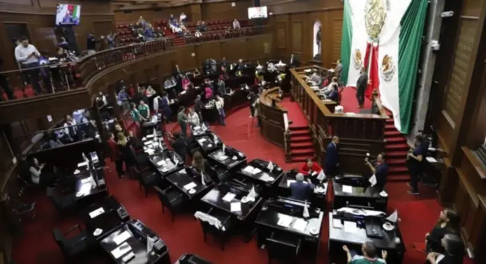 Prohibe Congreso que autoridades usen veneno en contra de animales